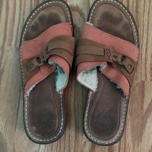 UGG Slides